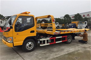 盐都哪里有拖车服务