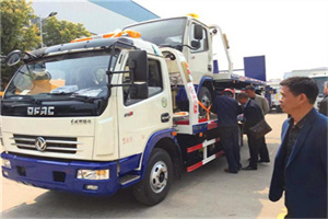 盐都汽车道路救援拖车价格
